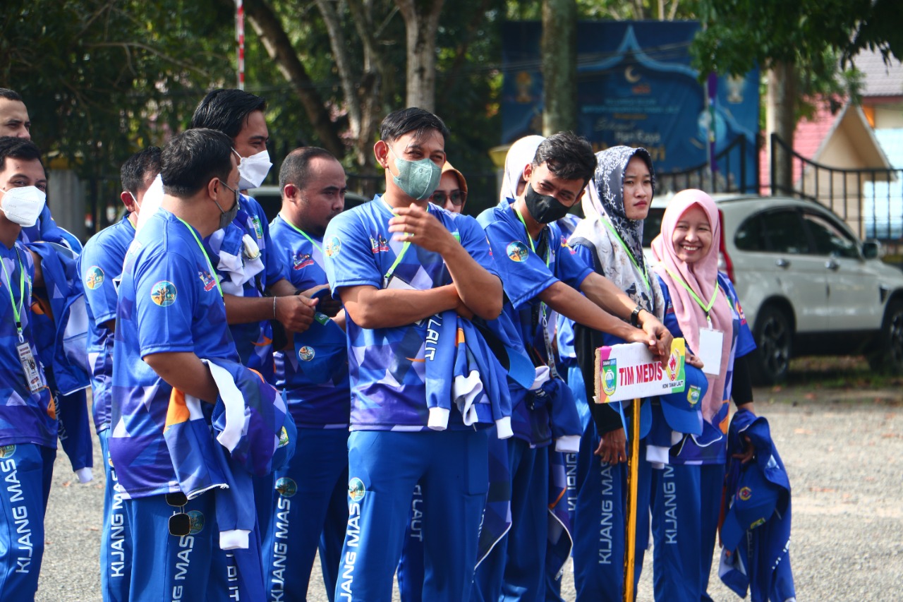 Lepas Kontingen Tala Bertolak ke Porprov XI Kalsel, Bupati Beri Pesan Khusus Bagi Tim Medis