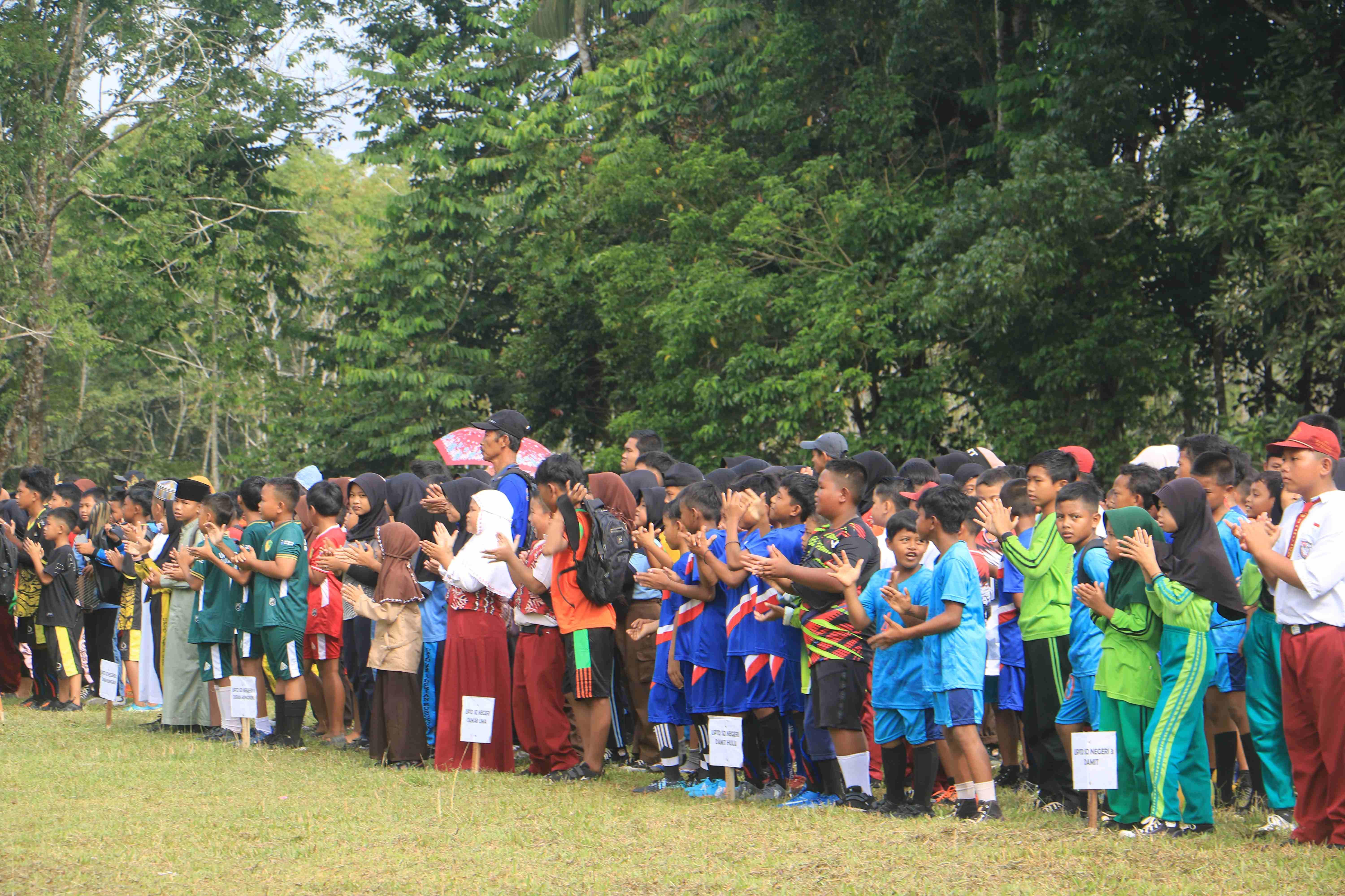 Porseni SD/MI se-Kecamatan Batu Ampar Resmi Dibuka, Semangat Sportivitas dan Kreativitas Menggema