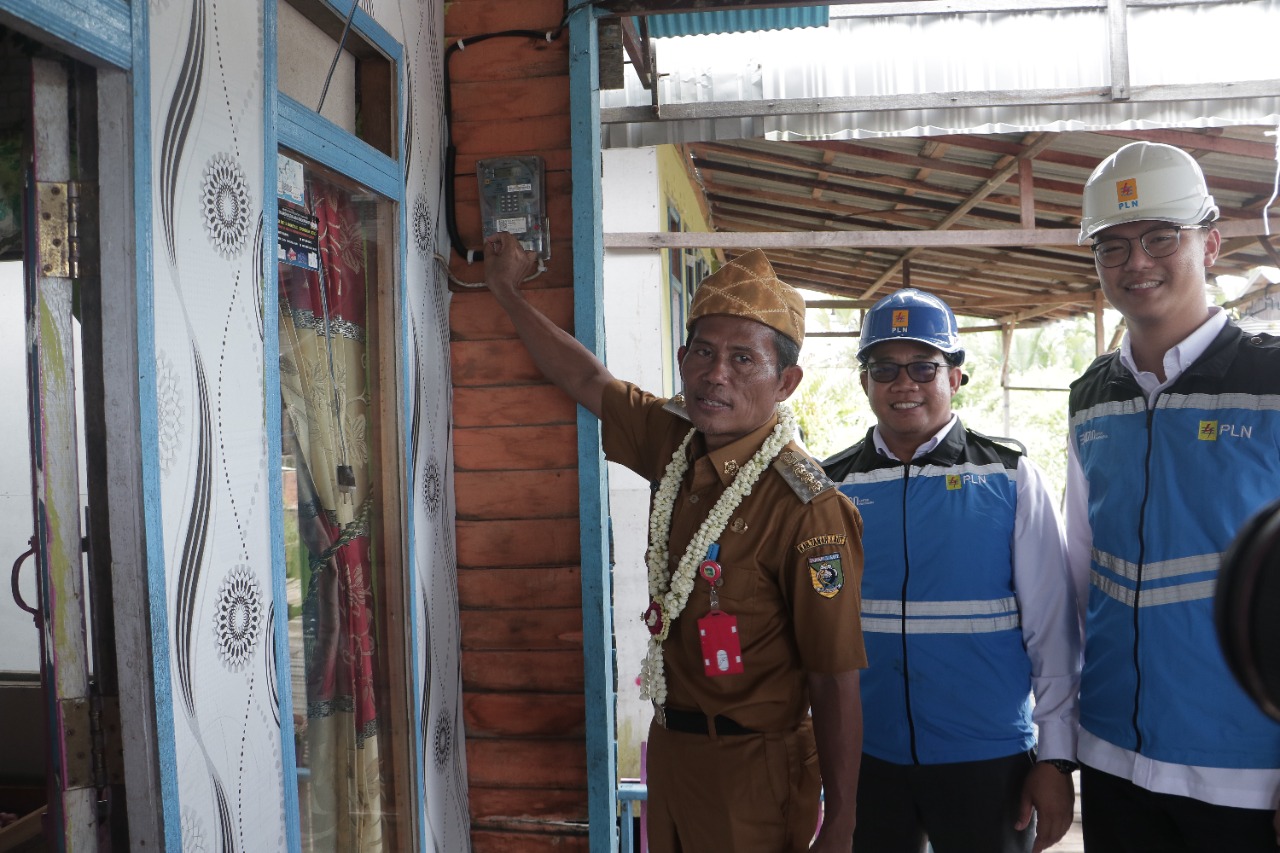 Sungai Rasau Jadi Desa Pertama di Tala Gunakan 100 Persen Listrik Pintar