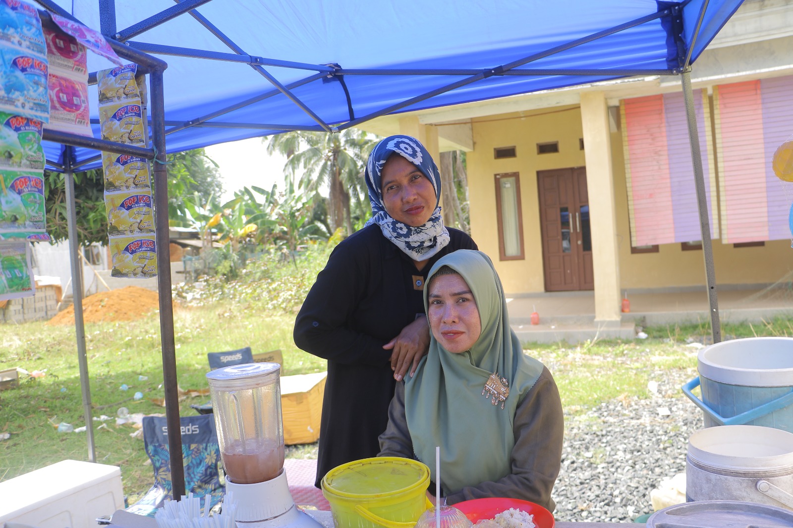 Puluhan Pedagang Raup Untung Saat Festival Budaya Selamatan Laut