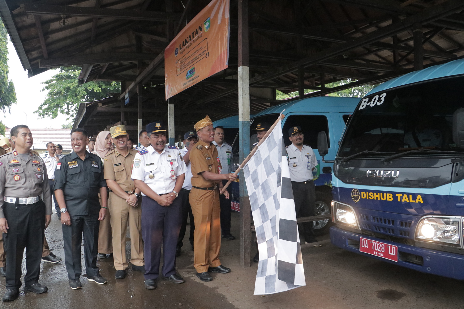 Bupati Tala Luncurkan LAKATAN