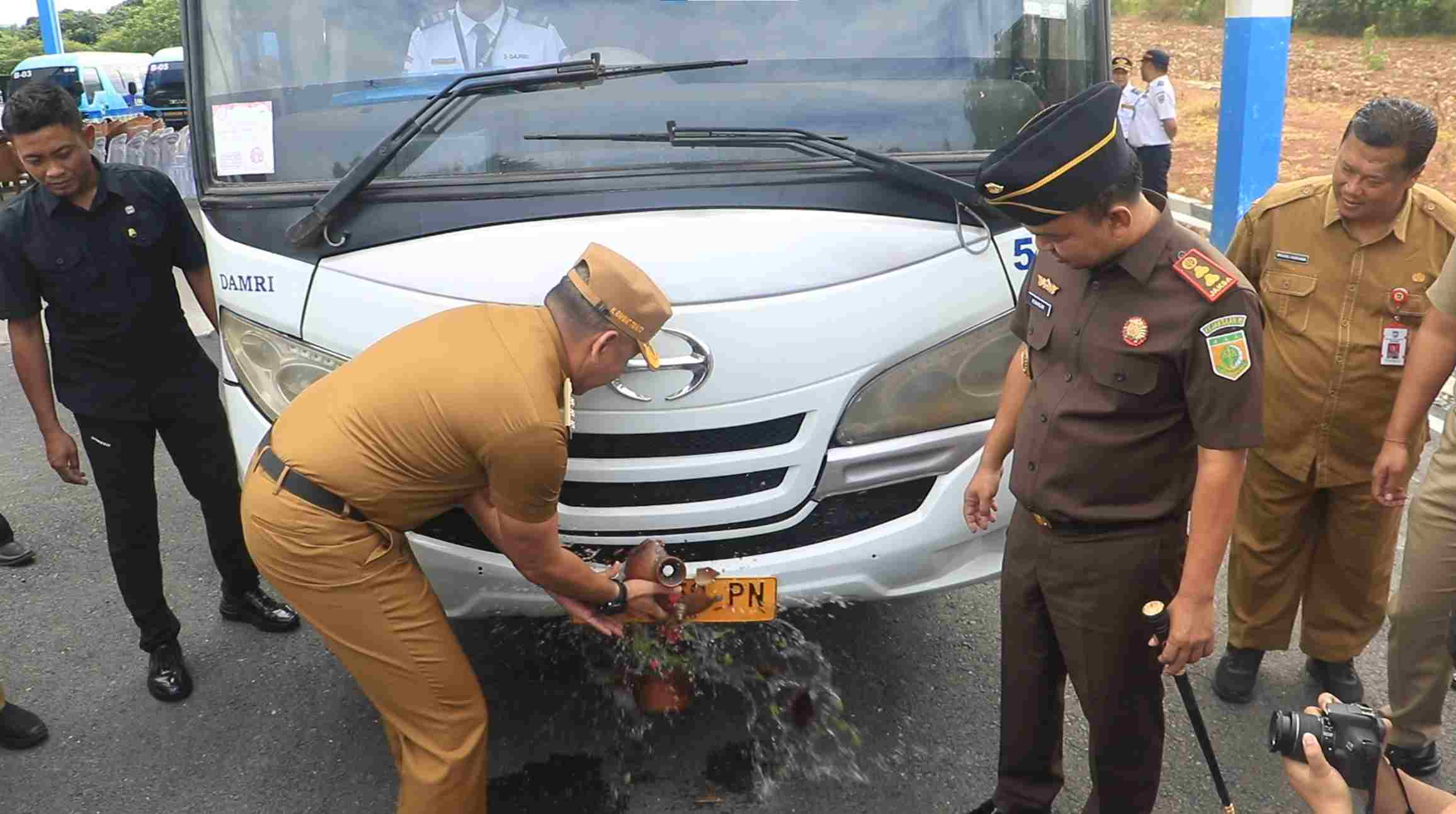 Resmi! Layanan Bus Damri Mulai Beroperasi di Terminal Soemarsono Pelaihari