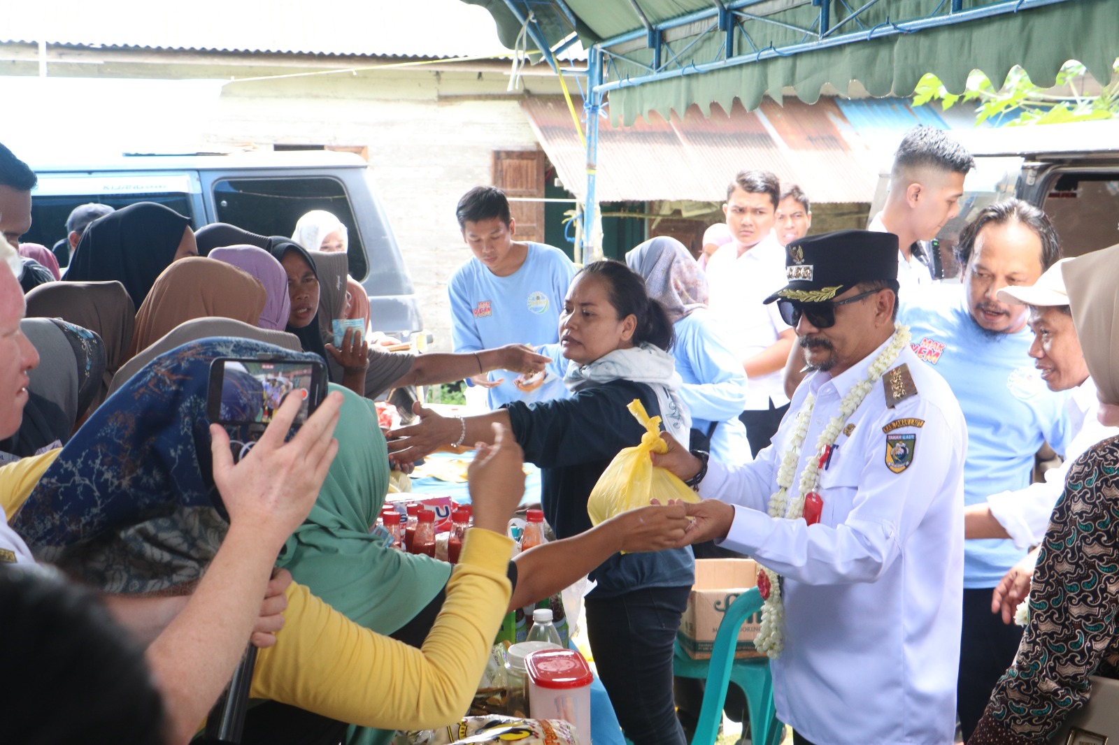 Desa Kuala Tambangan, Lokasi Perdana Pasar Murah di Pesisir Pasca Lebaran