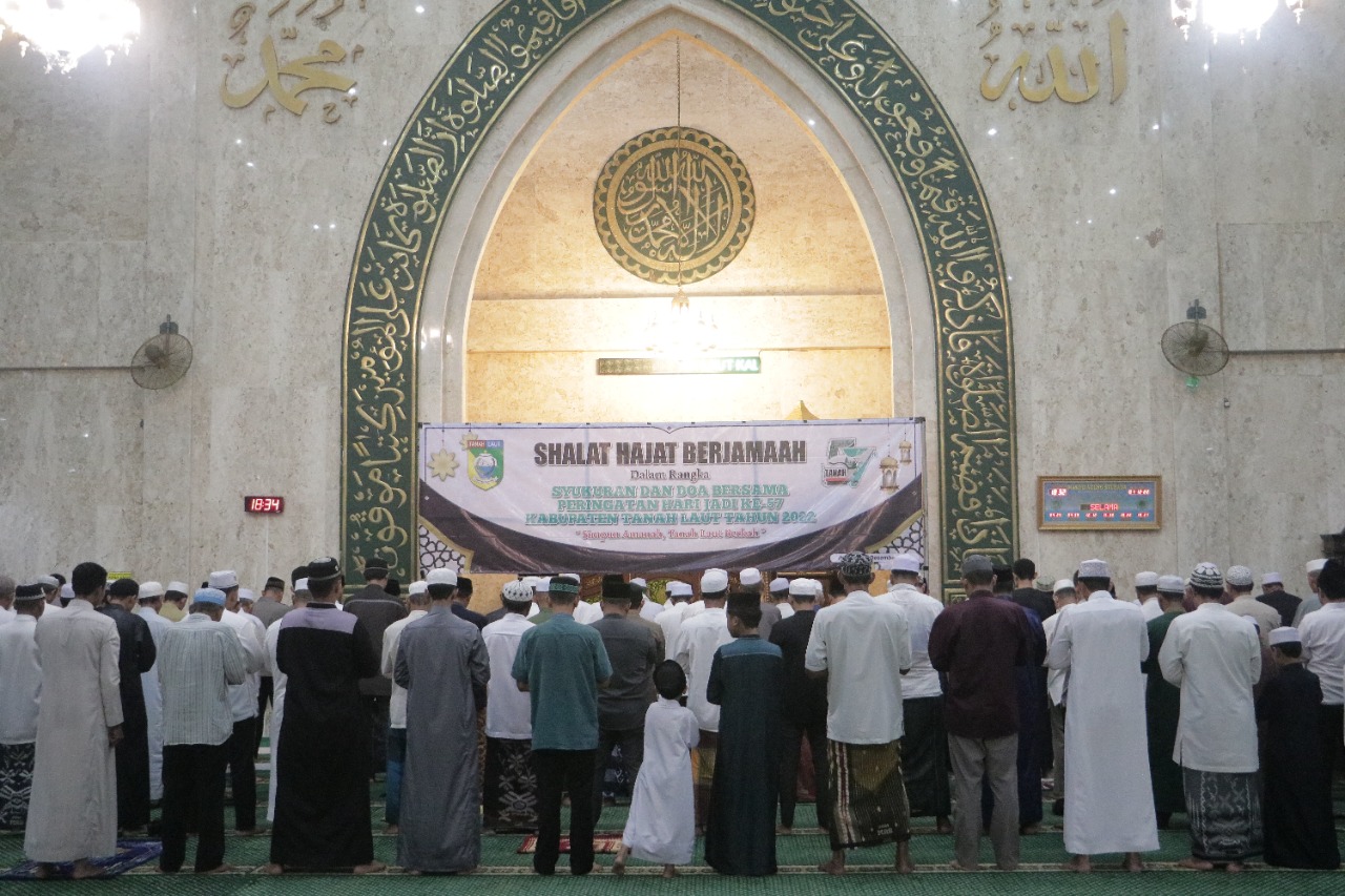 Wujud Syukur Usia 57 Tahun, Pemkab Tala Gelar Salat Hajat Berjamaah