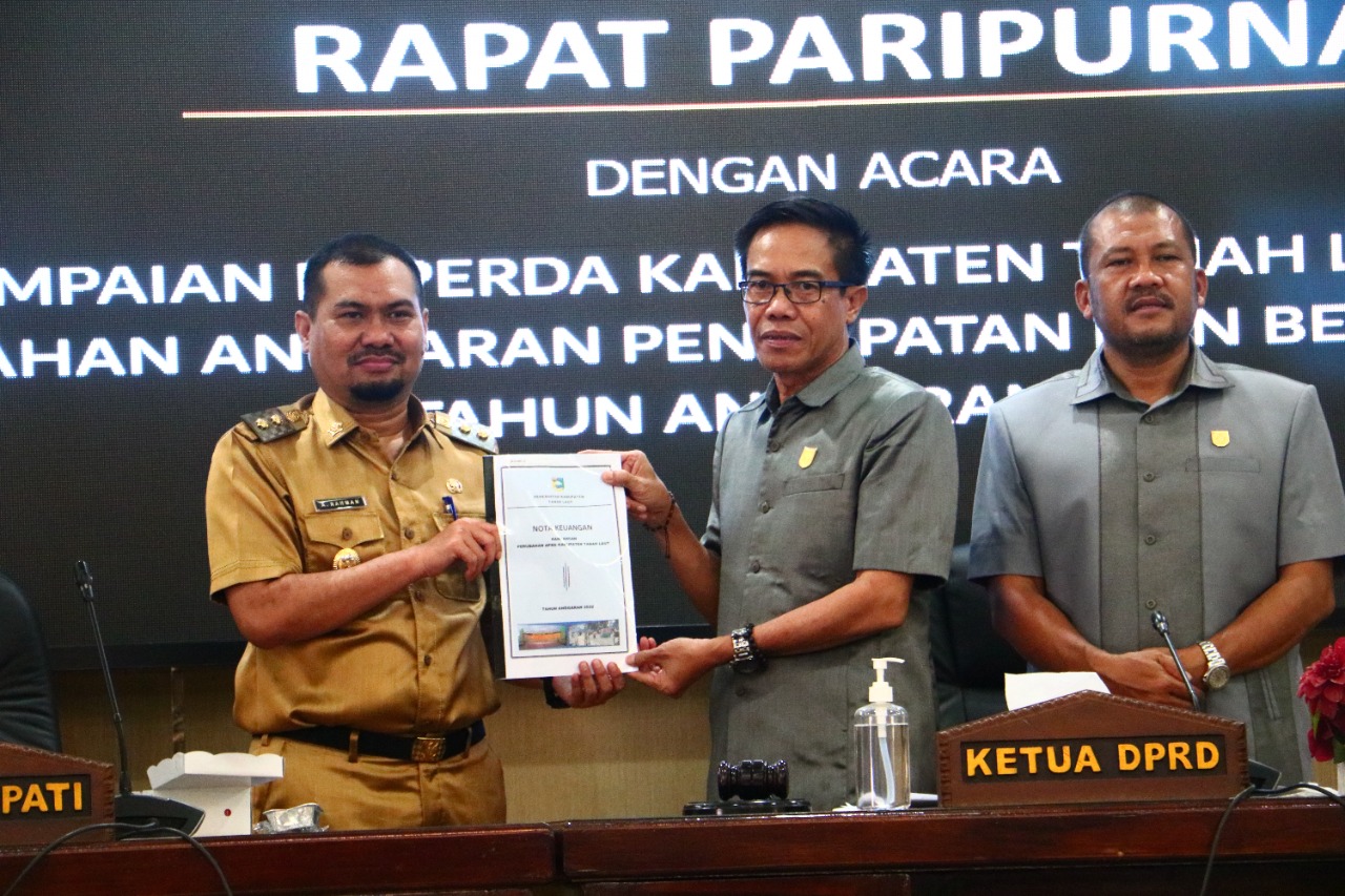 Wabup Sampaikan Raperda Perubahan APBD 2022