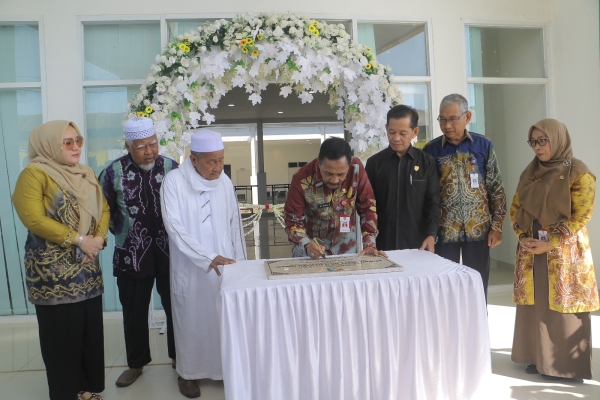 RSUD Haji Darlan Ismail di Bumi Makmur Tanah Laut Diresmikan, Warga Setempat Sambut Gembira