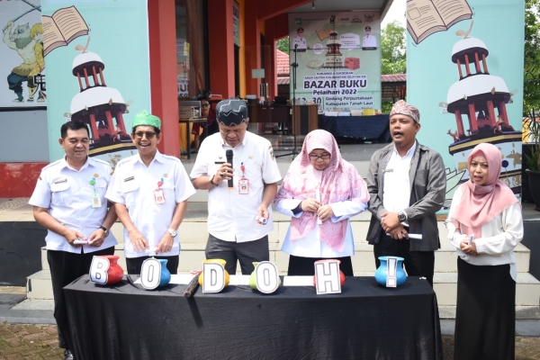 Hore! Bazar Buku Pelaihari 2022 Resmi Dibuka