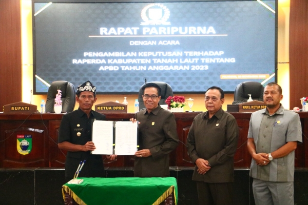 Sah! 2,2 Triliun Lebih APBD 2023 Resmi Diketok,  Bupati ; Tertinggi Sepanjang Sejarah Tanah Laut