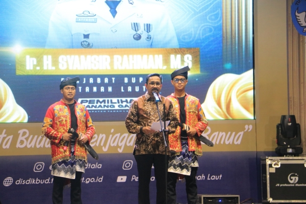 Buka Grand Final Nanang Galuh Tala, Pj Bupati Ingin Para Peserta Suguhkan Penampilan Memukau