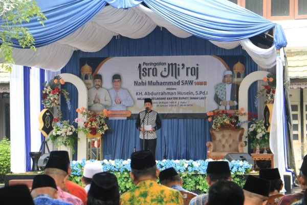 Pemkab Tanah Laut Peringati Isra Mi'raj, Pj Bupati Ajak ASN Teladani Akhlak Nabi Muhammad SAW