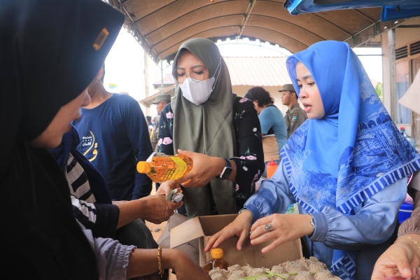 Diskopdag Tala Gelar Pasar Murah di Desa Tabanio