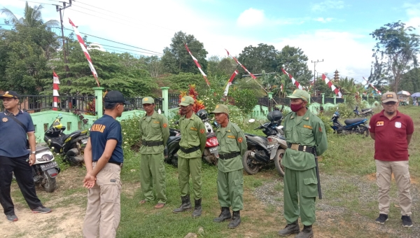 Linmas Desa Tajau Pecah Dibekali Pengetahuan Awal Penanggulangan Kebakaran