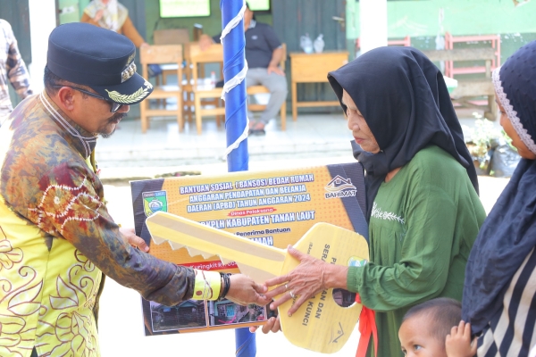 Pemkab Tala Bedah 27 Unit Rumah di Desa Kuringkit, Terbanyak Se-Kecamatan