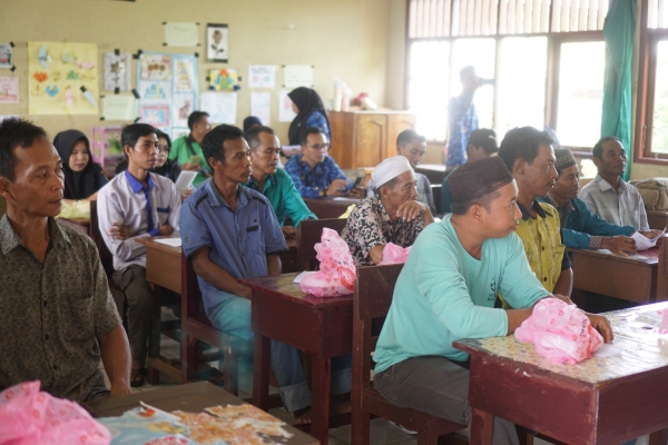 Distanhorbun Tala Gelar Penyuluhan Kepada Petani