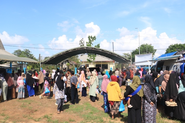 Diskopdag Tala Gelar Pasar Murah di Desa Karang Rejo