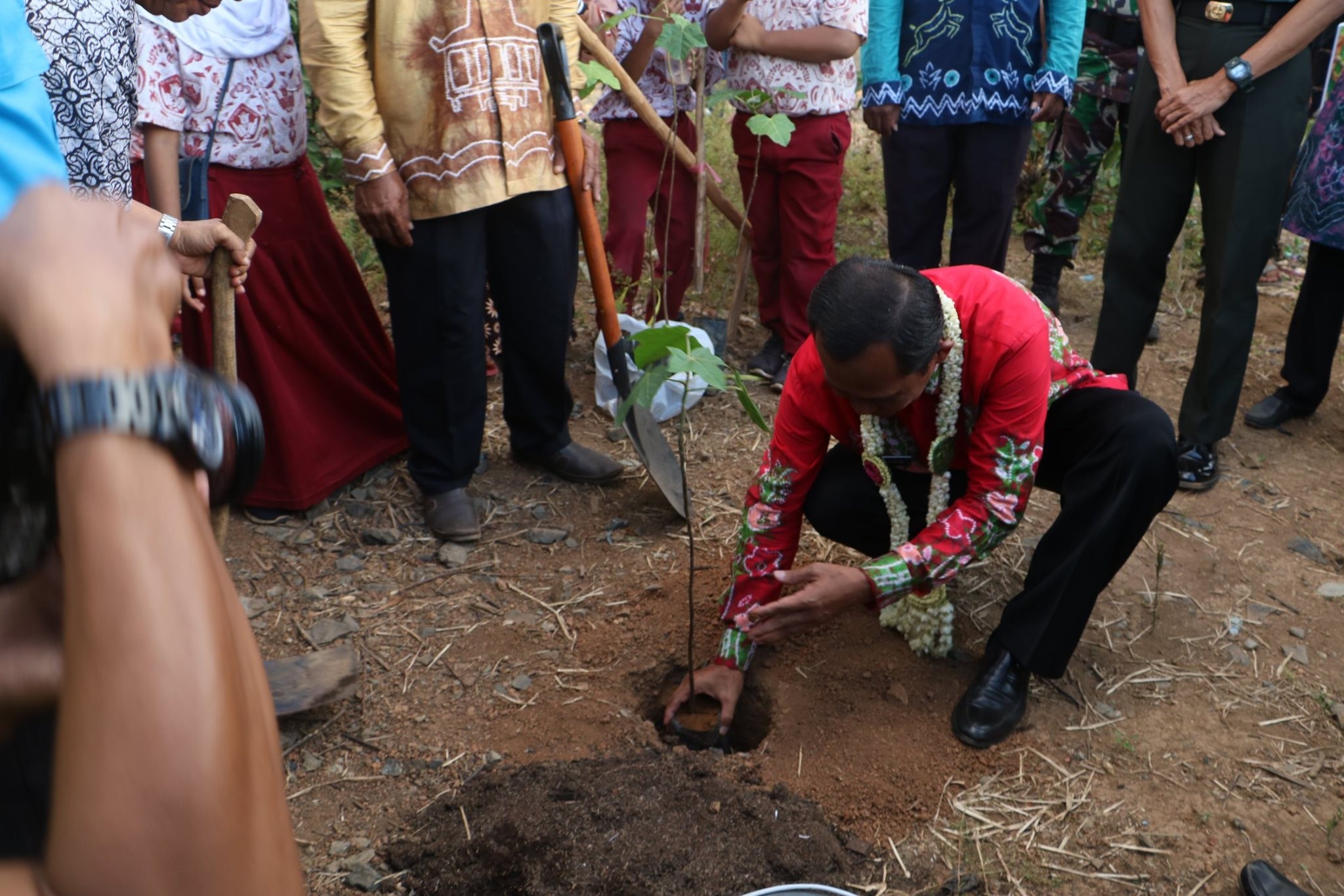 Desa Ketapang ingin menjadi Kampung Kemiri