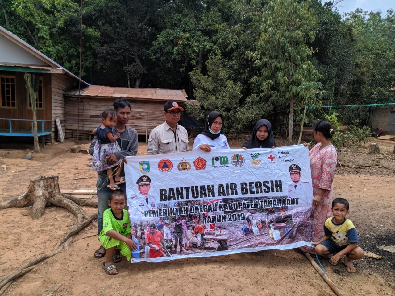 DISTRIBUSI AIR BERSIH KE KECAMATAN TAMBANG ULANG