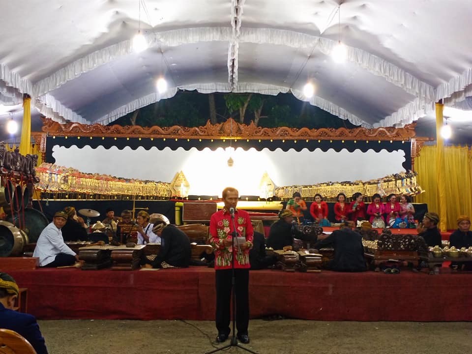 PAGELARAN WAYANG KULIT TUTUP RANGKAIAN KEGIATAN HARI JADI TALA