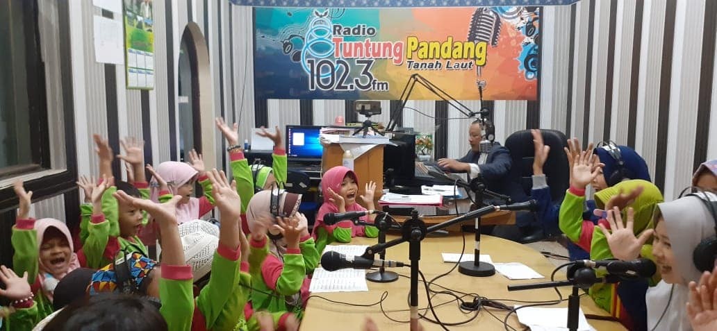 HABIBI BERDOA DI RADIO, INI PERASAAN SANG IBU