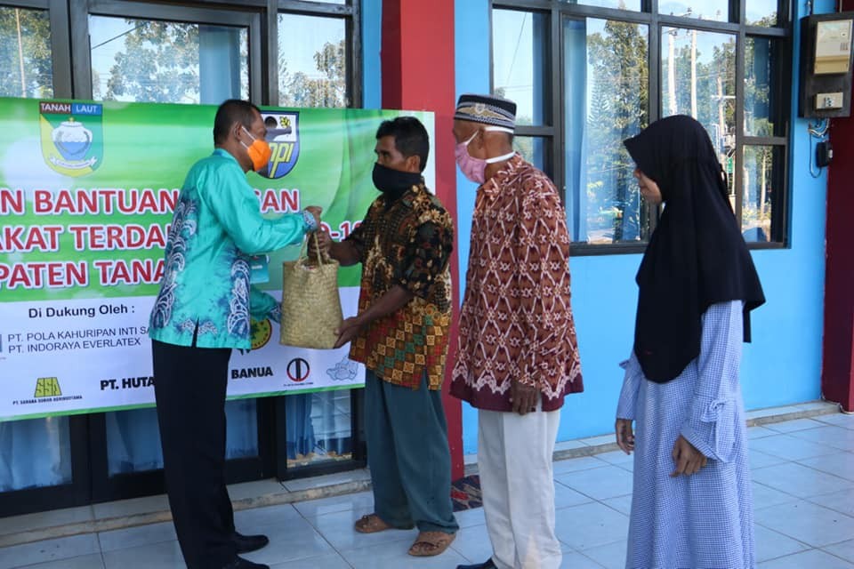 KNPI BERSAMA FORUM CSR SIAP BAGIKAN SEMBAKO UNTUK WARGA TERDAMPAK COVID-19