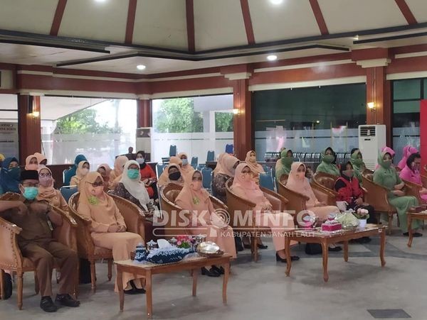 HUT DHARMA WANITA PERSATUAN TANAH LAUT KE-21