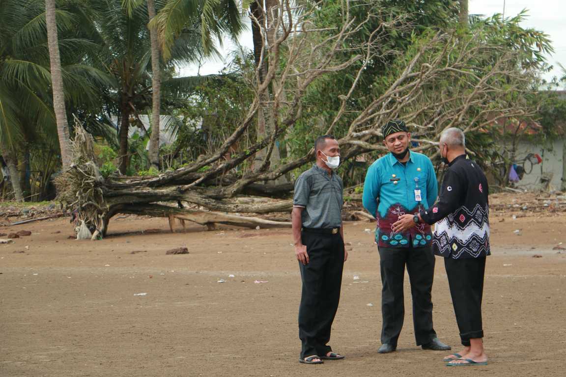 NELAYAN RASAKAN MANFAAT BREAKWATER SEBELUM LULUH LANTAH, BUPATI TALA, TAHUN INI MASUK PERENCANAAN PE