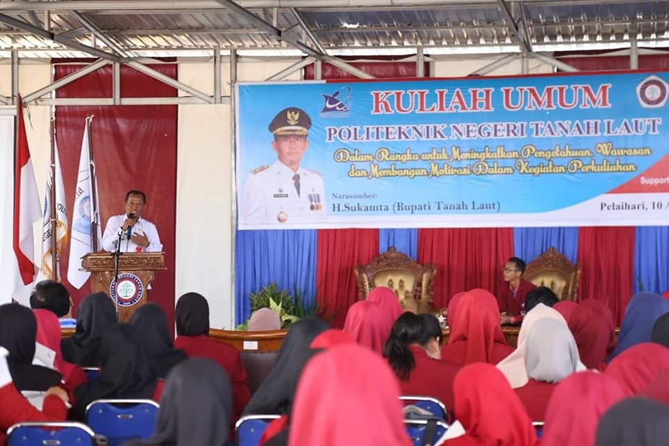 Bupati Berikan Kuliah Umum di Politeknik