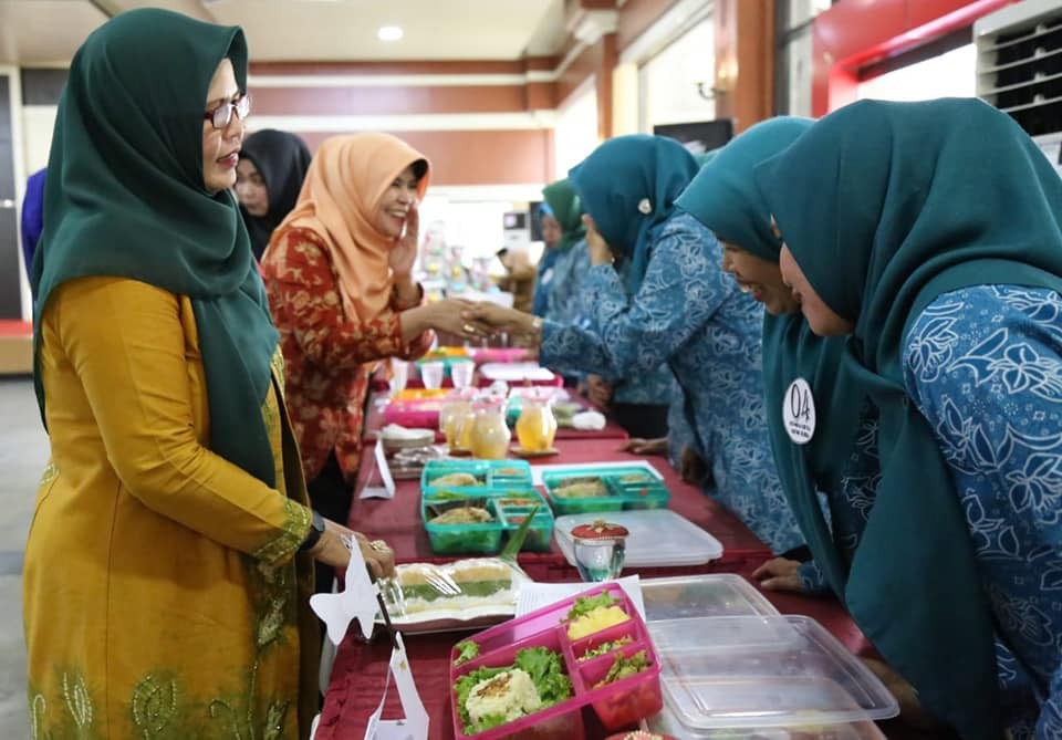 PKK Pelaihari Juarai Lomba Masak Serba Ikan