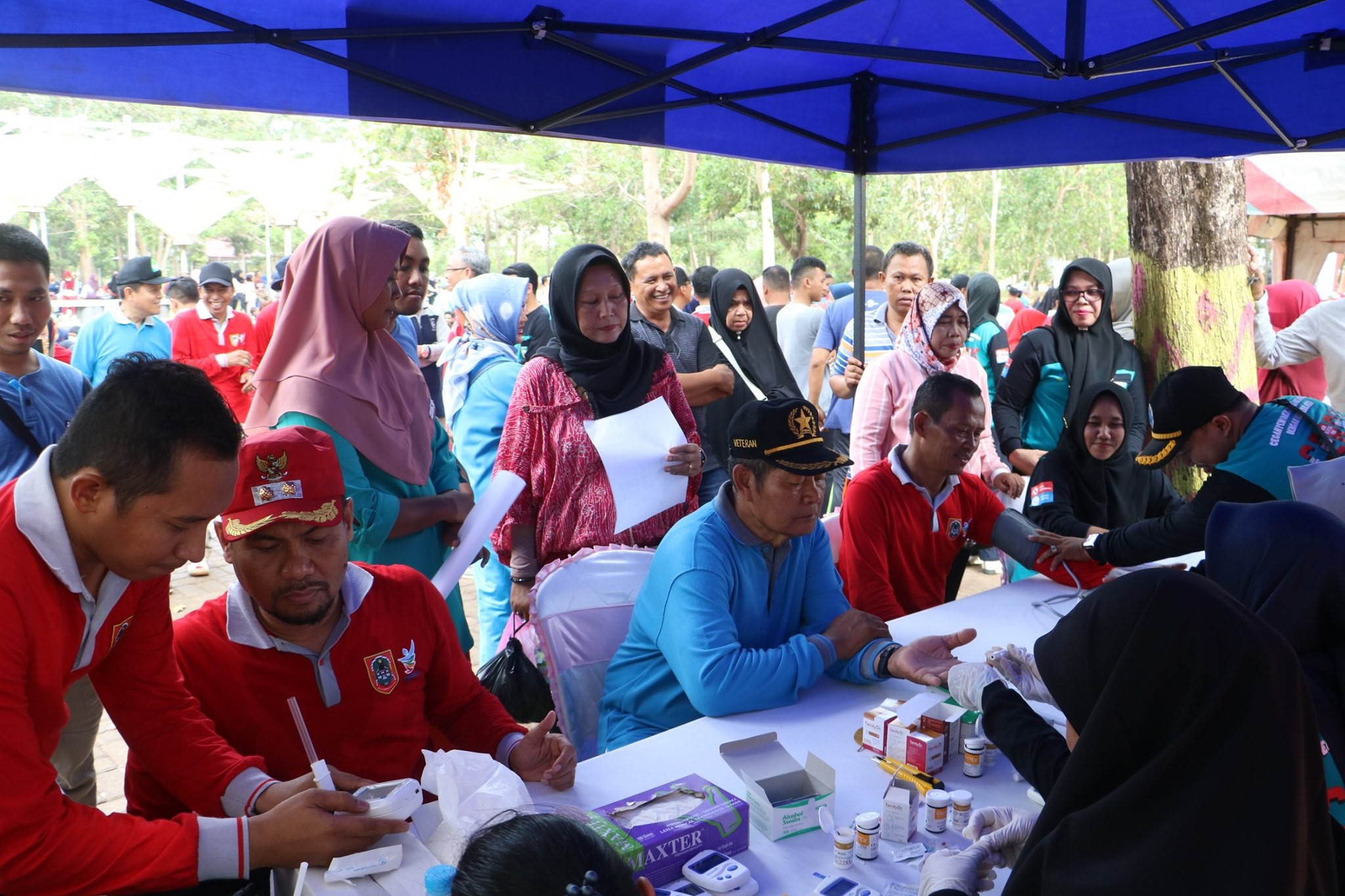 DINKES TALA GELAR JALAN SANTAI DAN SENAM GERMAS