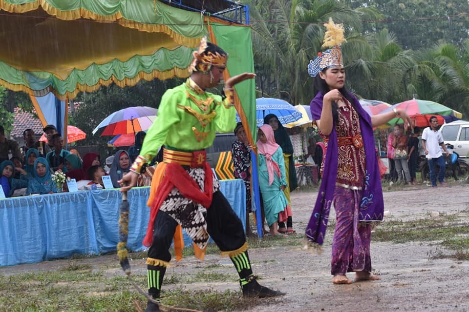 TARI SULASIH DARI SANGGAR TURONGGO JOYO RAMAIKAN MANUNGGAL TUNTUNG PANDANG