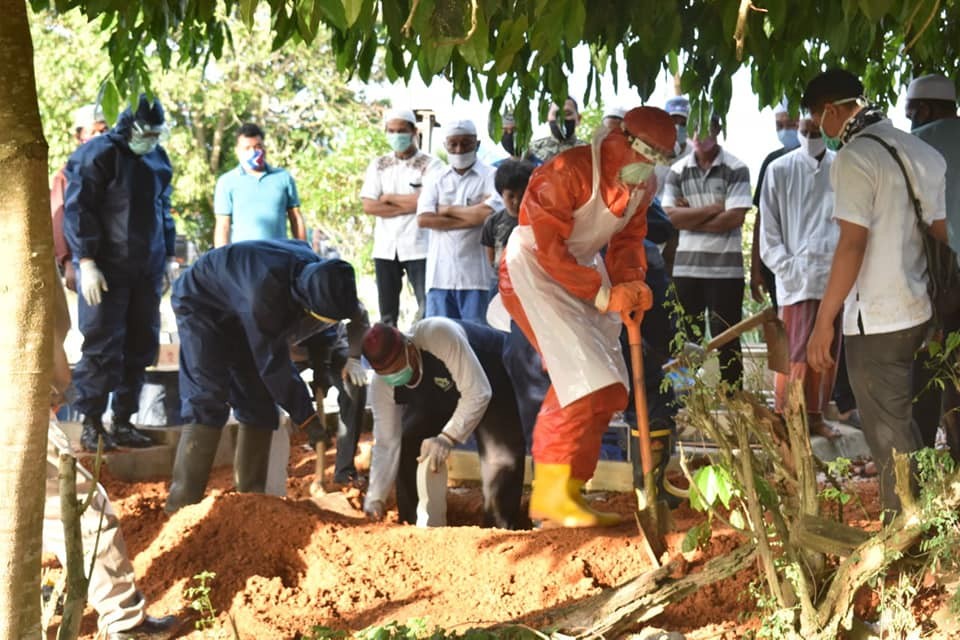 Jenazah ke 12 Dimakamkan, Hasil Swab Belum Diketahui